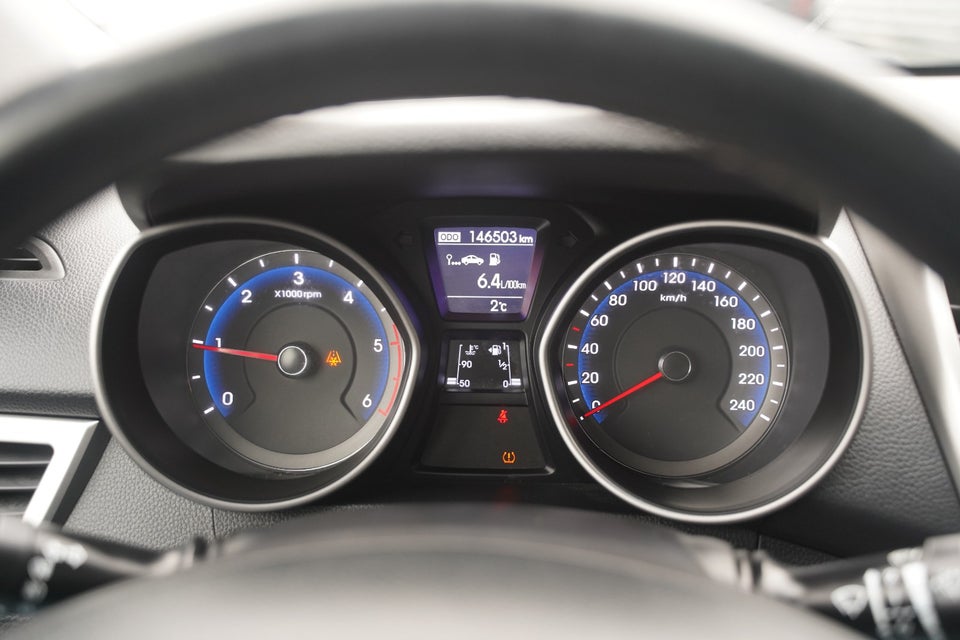 Hyundai i30 1,6 CRDi 110 Passion CW 5d