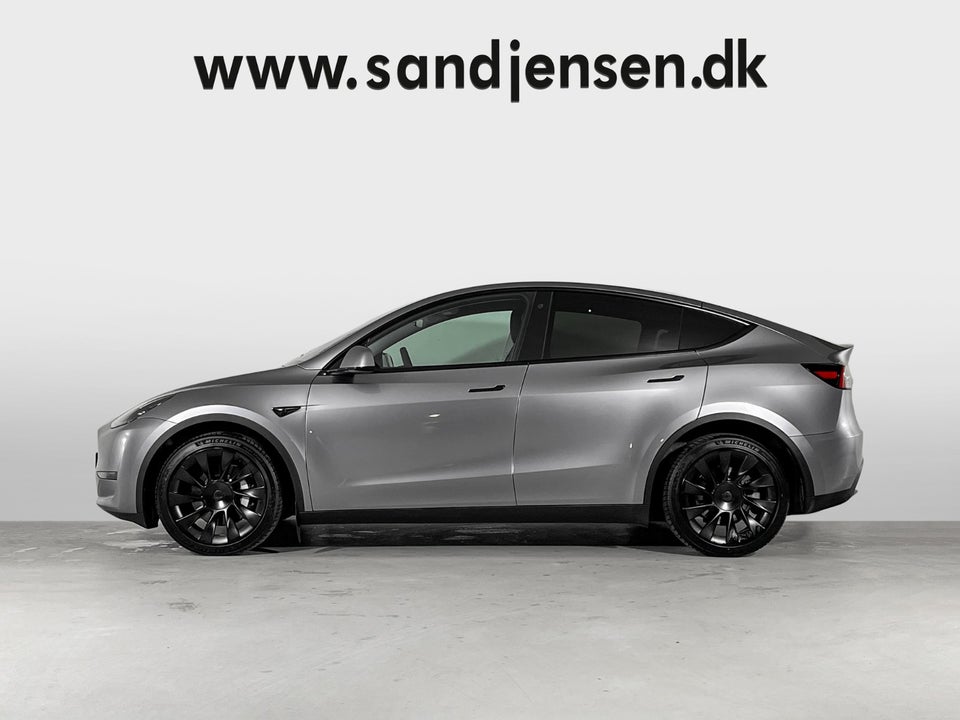 Tesla Model Y Long Range AWD 5d