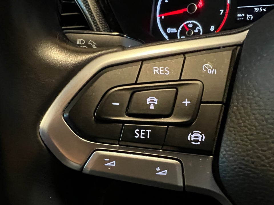 VW T-Cross 1,0 TSi 95 Life 5d