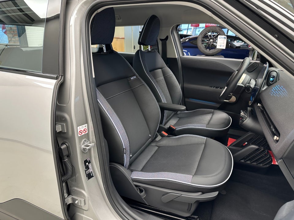 MINI Aceman E Classic Trim S 5d