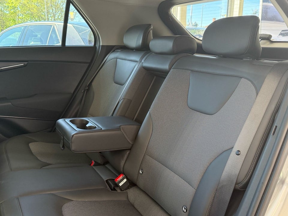 Kia Niro 1,6 PHEV Prestige DCT 5d