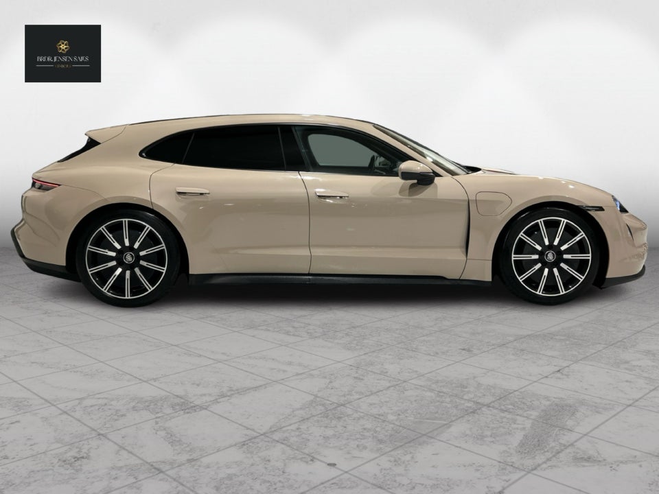 Porsche Taycan Performance+ Sport Turismo 5d