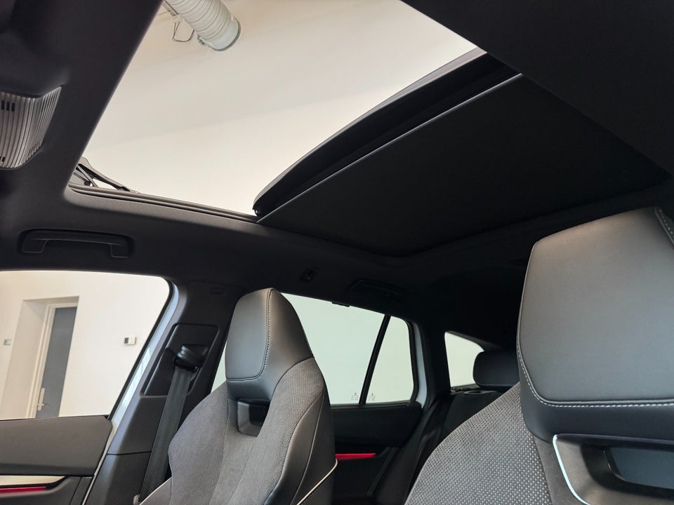 Skoda Enyaq 85x iV Sportline Maxx 5d