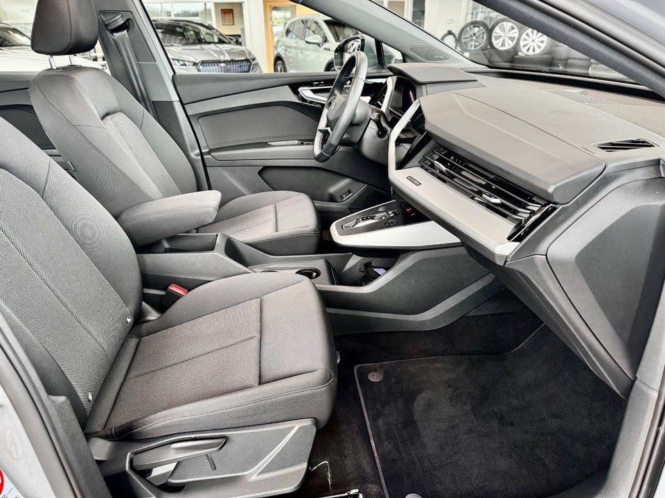 Audi Q4 e-tron 45 Progress 5d