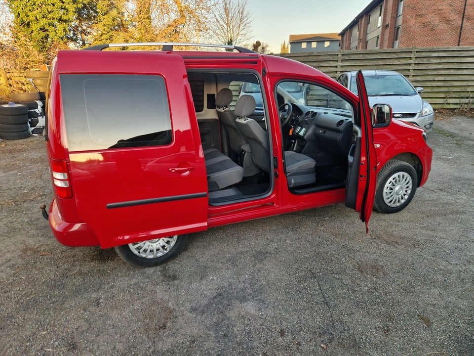 VW Caddy 1,6 TDi 75 Comfortline BMT 5d