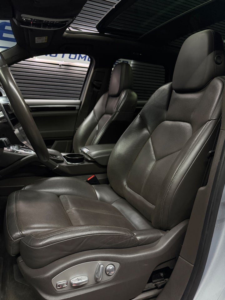 Porsche Cayenne 3,0 D Tiptr. 5d