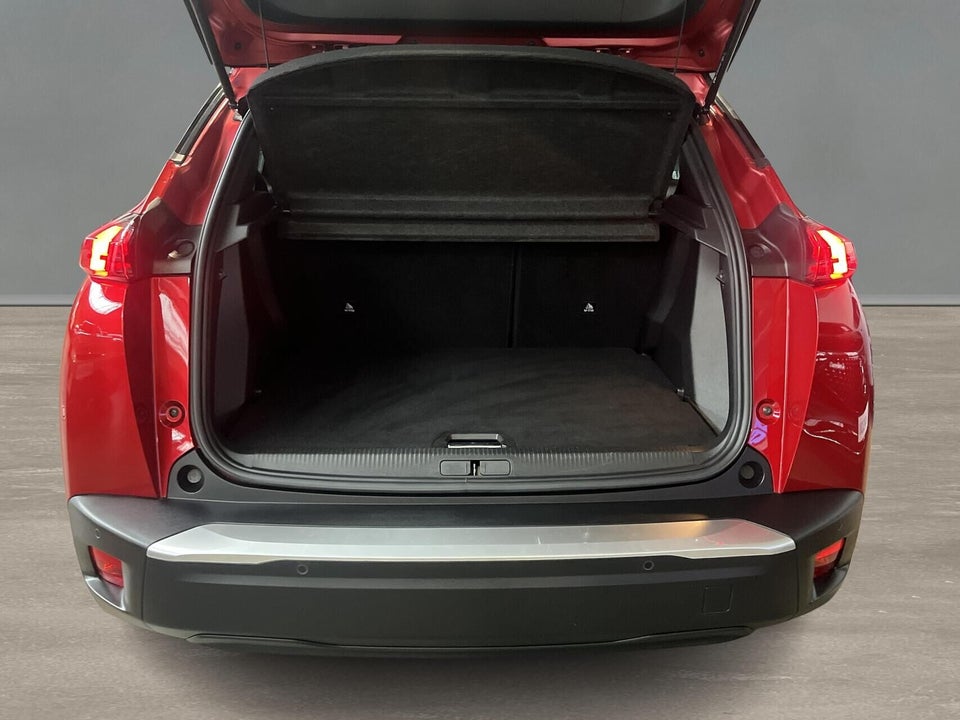 Peugeot e-2008 50 GT 5d