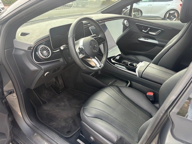 Mercedes EQE300 AMG Line 4d