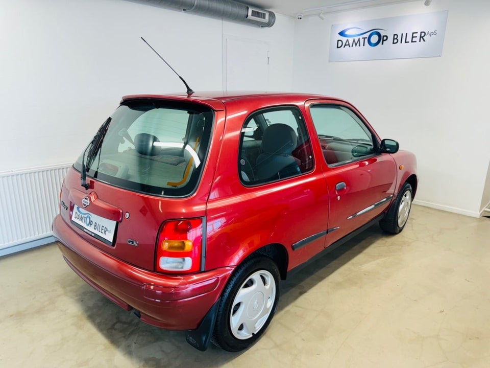 Nissan Micra 1,3 aut. 3d