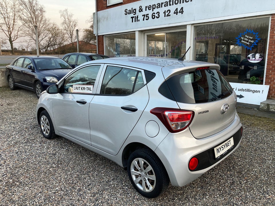 Hyundai i10 1,0 Life 5d