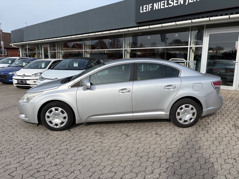 Toyota Avensis 1,6 VVT-i T1 4d