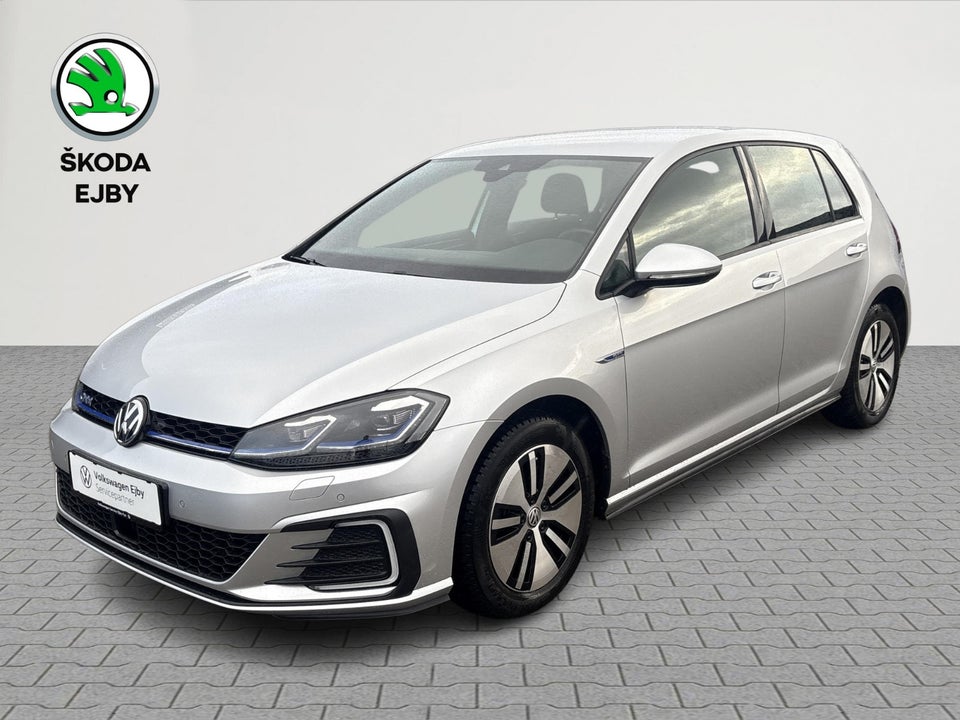 VW Golf VII 1,4 GTE DSG 5d