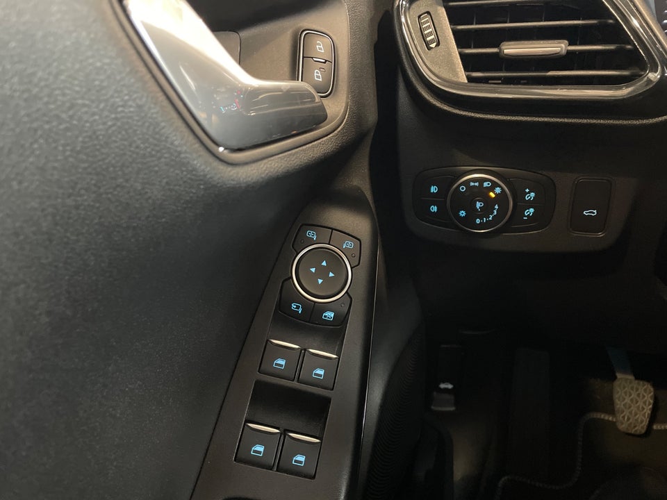 Ford Puma 1,0 EcoBoost mHEV Titanium 5d