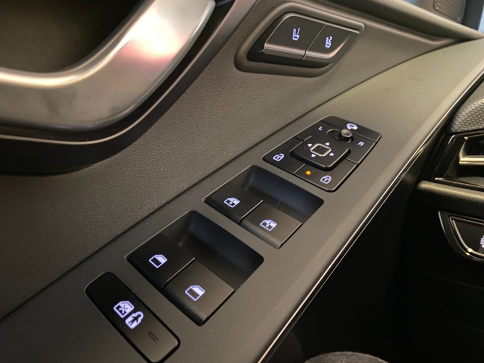 Kia Niro 64 EV Upgrade 5d