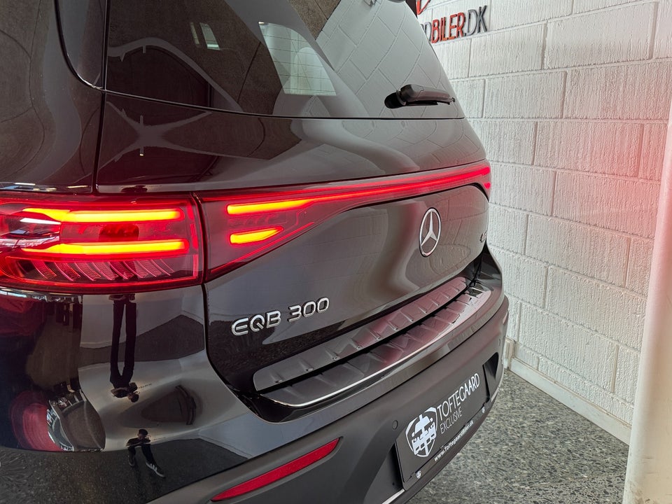 Mercedes EQB300 Electric Art 4Matic 5d