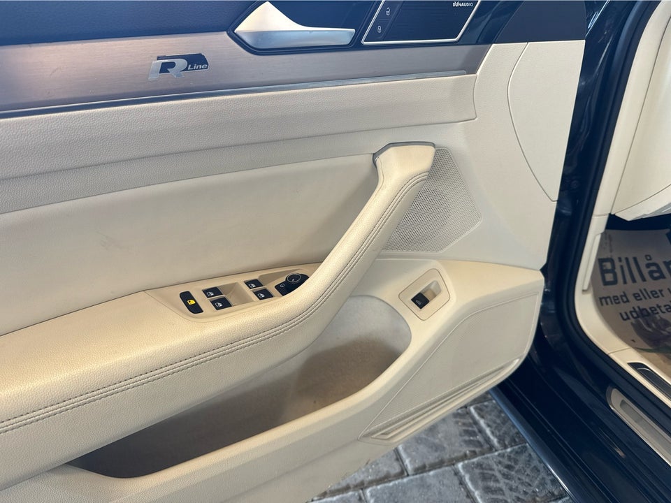 VW Passat 2,0 TDi 190 R-line Variant DSG 5d