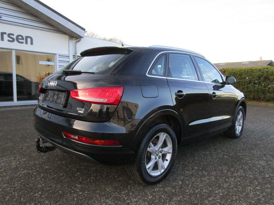 Audi Q3 1,4 TFSi 150 Sport 5d