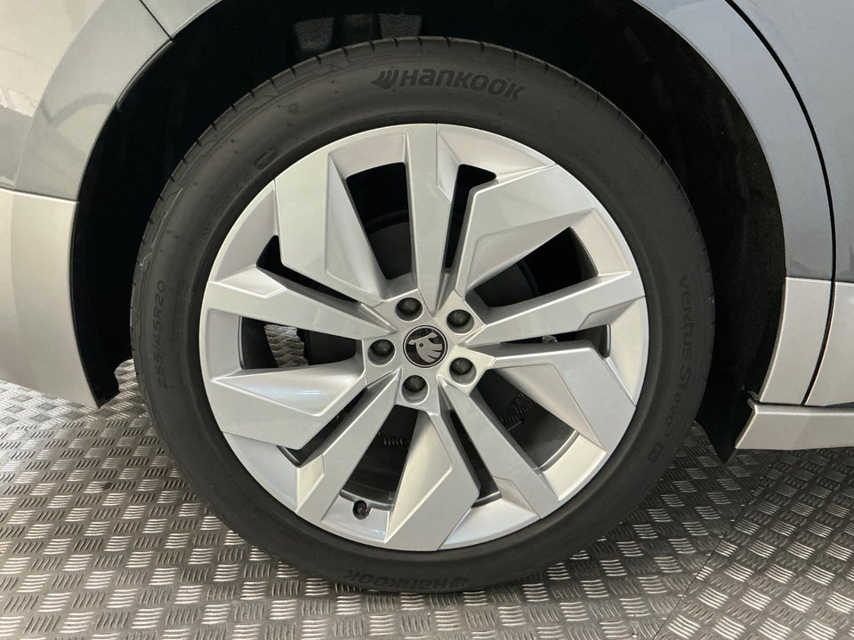 Skoda Enyaq 85 iV Loft 5d