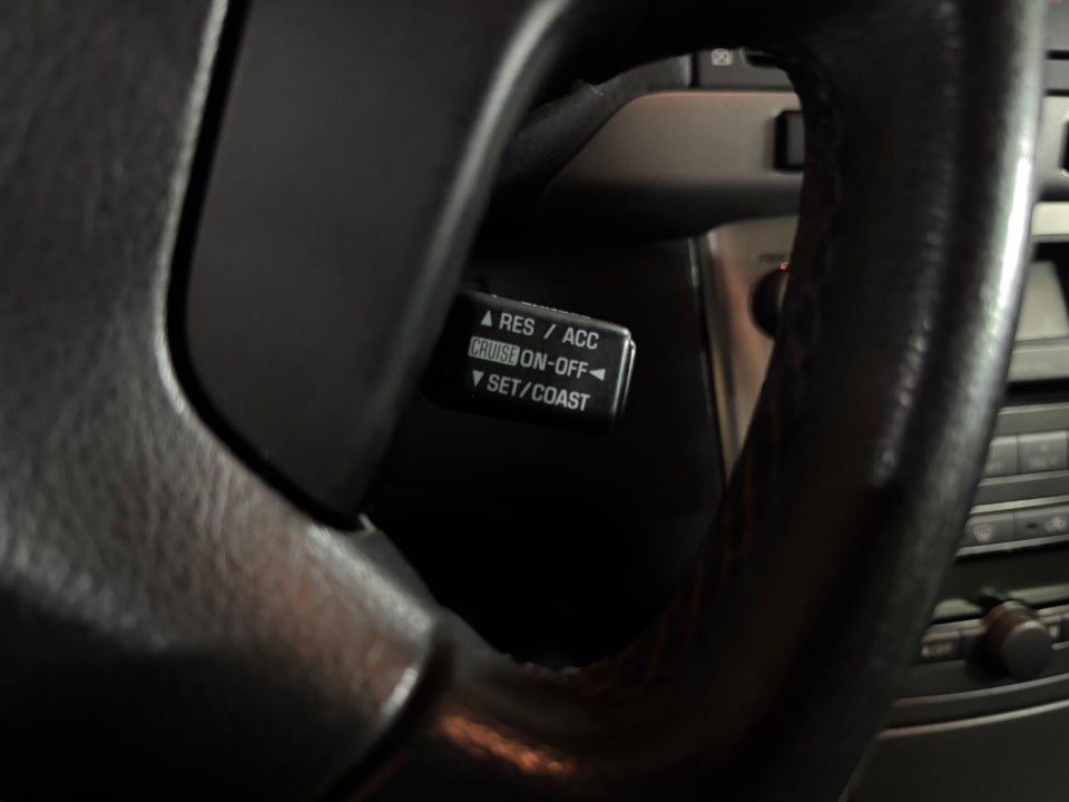 Toyota Avensis 2,0 D-4D Sol stc. 5d