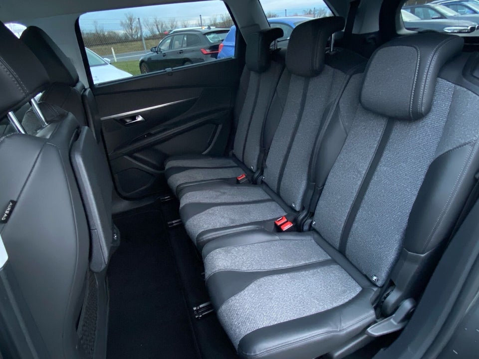 Peugeot 5008 1,6 e-THP 165 Allure EAT6 7prs 5d