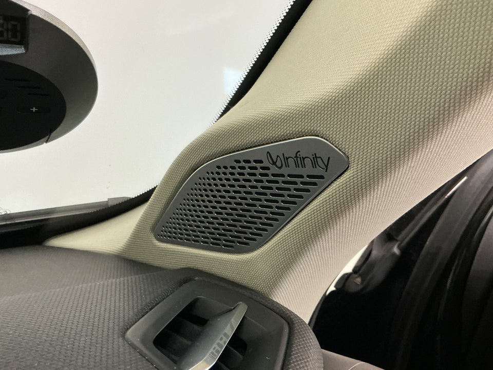 Lynk & Co 01 1,5 PHEV 5d