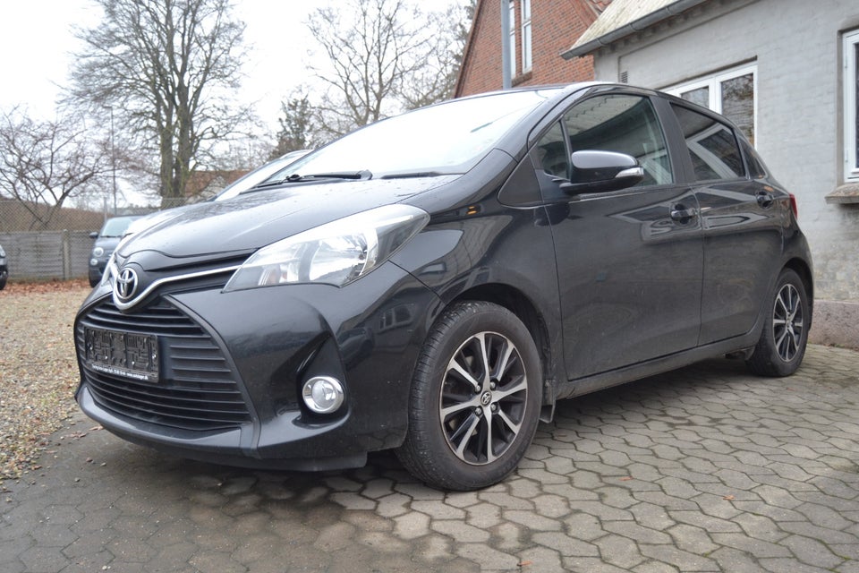Toyota Yaris 1,0 VVT-i T1 Style 5d