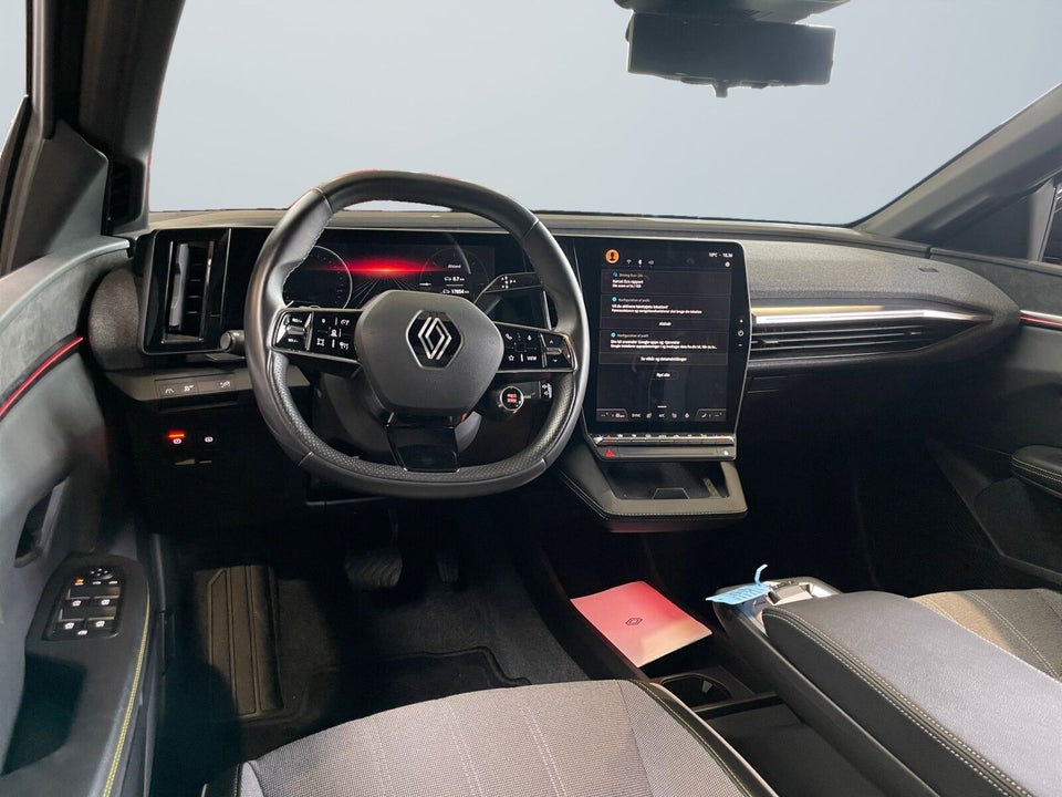 Renault Megane E-Tech 60 Techno 5d