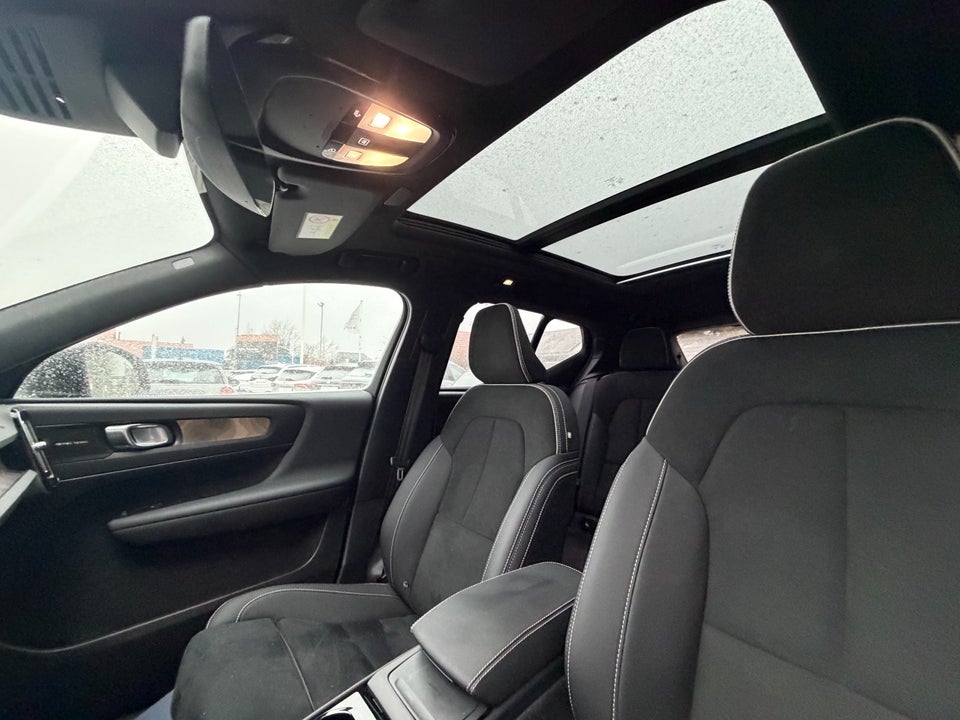 Volvo XC40 ReCharge Extended Range Ultimate 5d