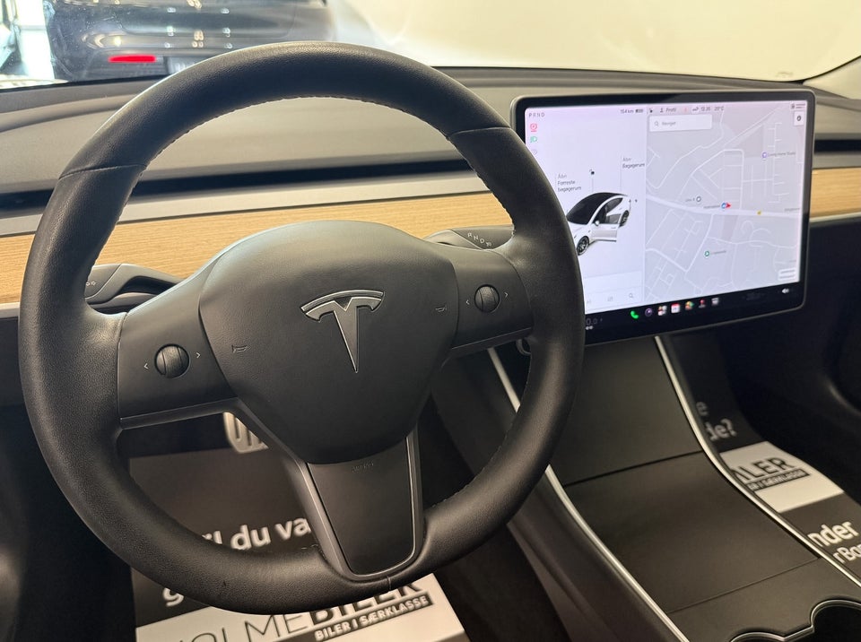 Tesla Model 3 Long Range AWD 4d