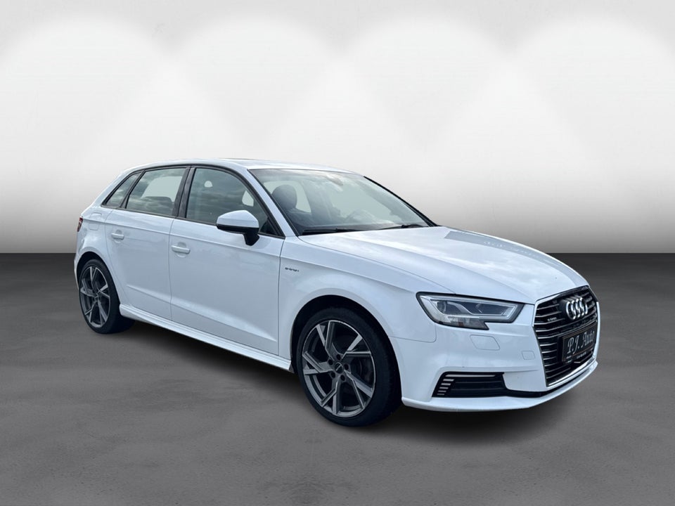 Audi A3 1,4 e-tron Sportback S-tr. 5d