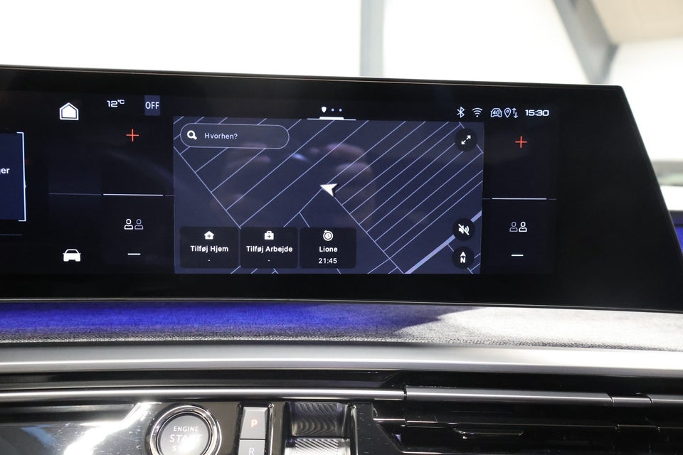 Peugeot e-3008 77 GT 5d