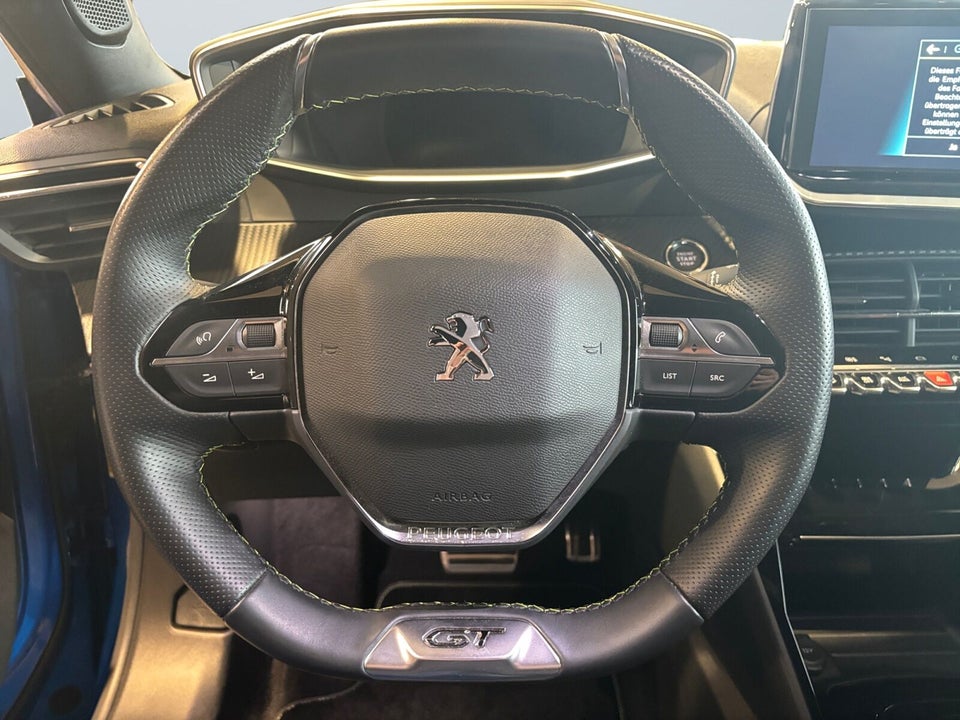 Peugeot e-2008 50 GT 5d