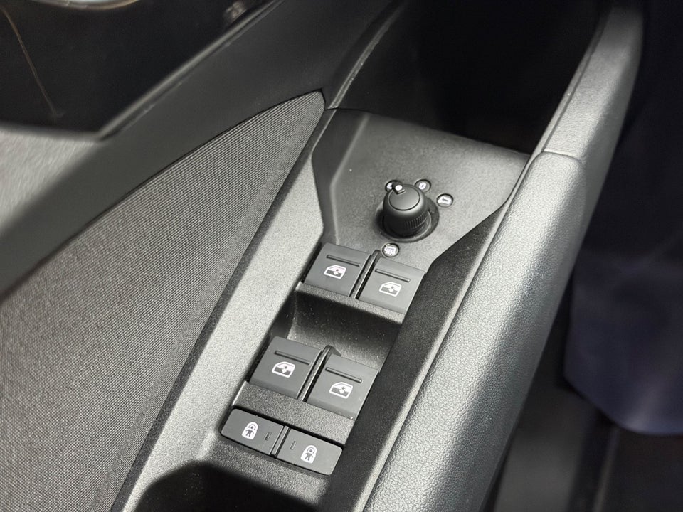 Audi Q4 e-tron 40  5d