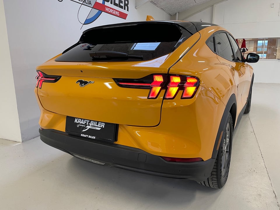 Ford Mustang Mach-E 98 Extended Range 5d