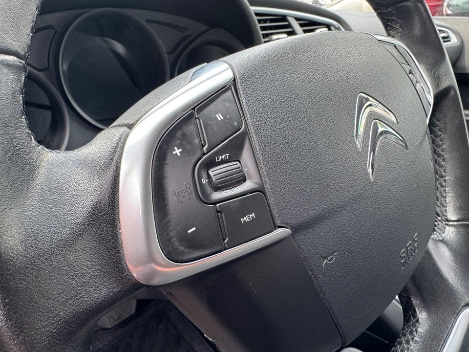 Citroën C4 1,2 PureTech 130 Feel EAT6 5d