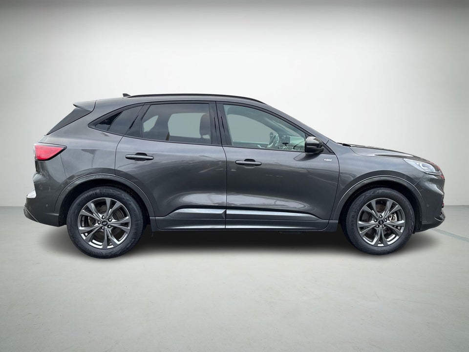 Ford Kuga 2,5 PHEV ST-Line X CVT 5d