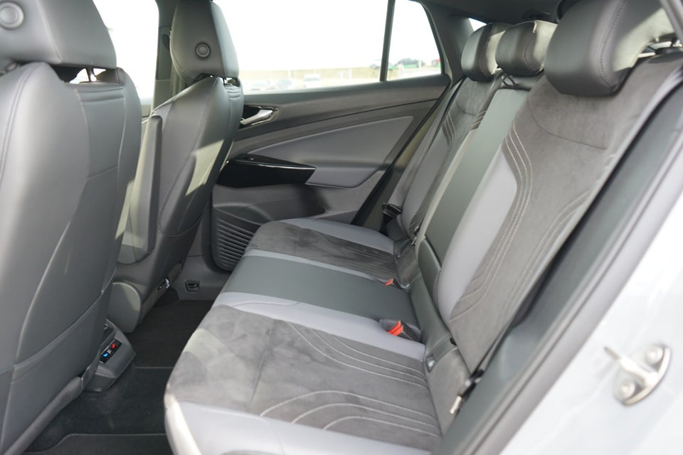 VW ID.5 77 Pro Performance 5d