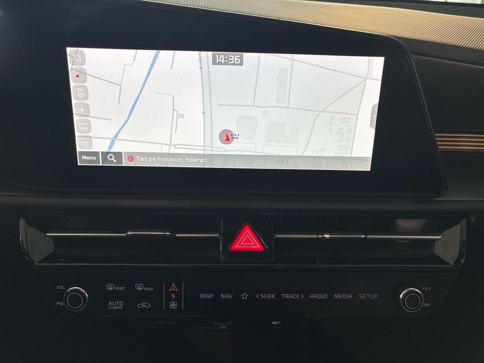 Kia Niro 64 EV Prestige 5d