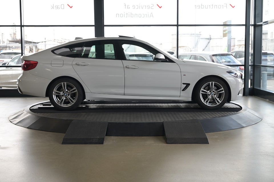 BMW 330i 2,0 Gran Turismo M-Sport aut. 5d