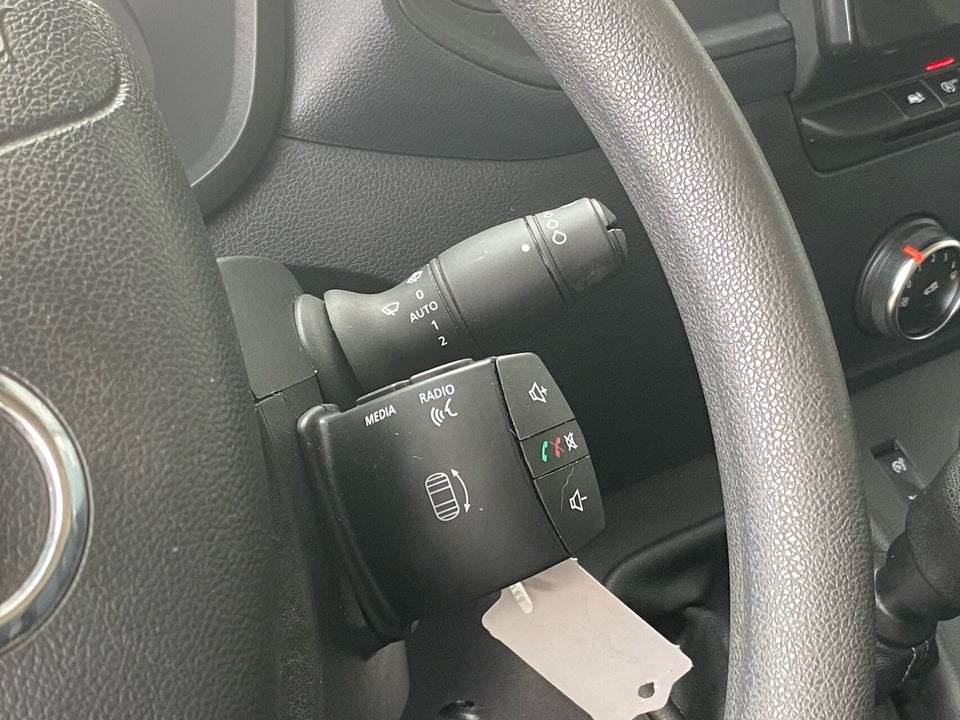 Nissan Interstar 2,0 dCi 150 L2H2 N-Connecta Van