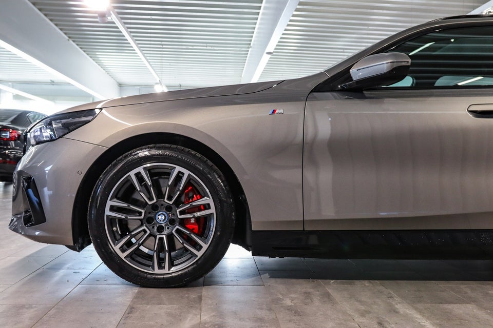 BMW i5 eDrive40 Touring M-Sport Pro 5d