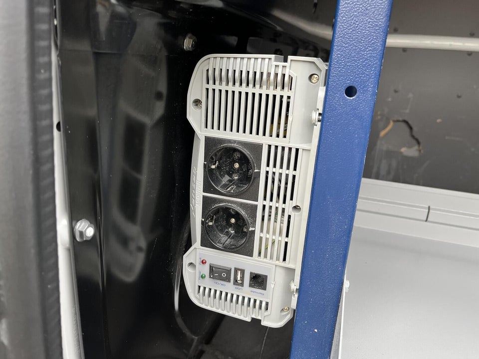 VW Transporter 2,0 TDi 150 Kassevogn DSG lang