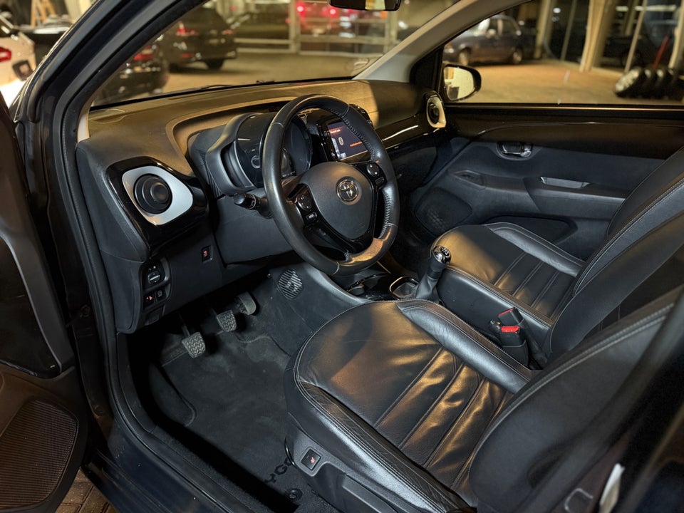 Toyota Aygo 1,0 VVT-i x-cellence 5d