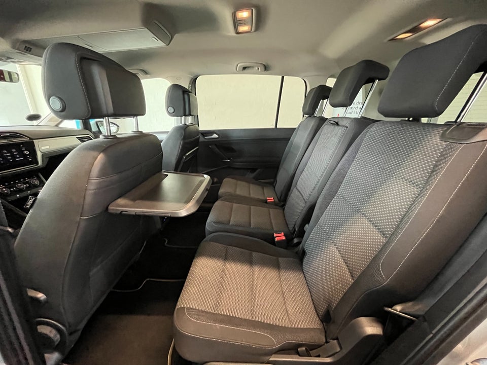 VW Touran 1,6 TDi 115 Comfortline DSG 7prs 5d