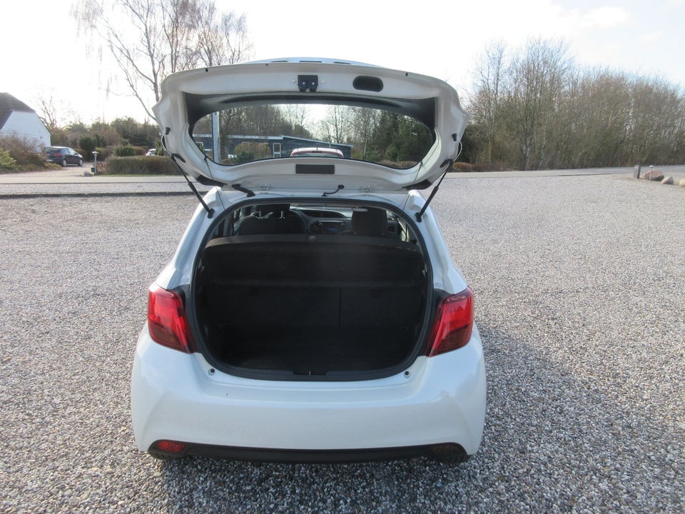 Toyota Yaris 1,5 Hybrid H2 e-CVT 5d