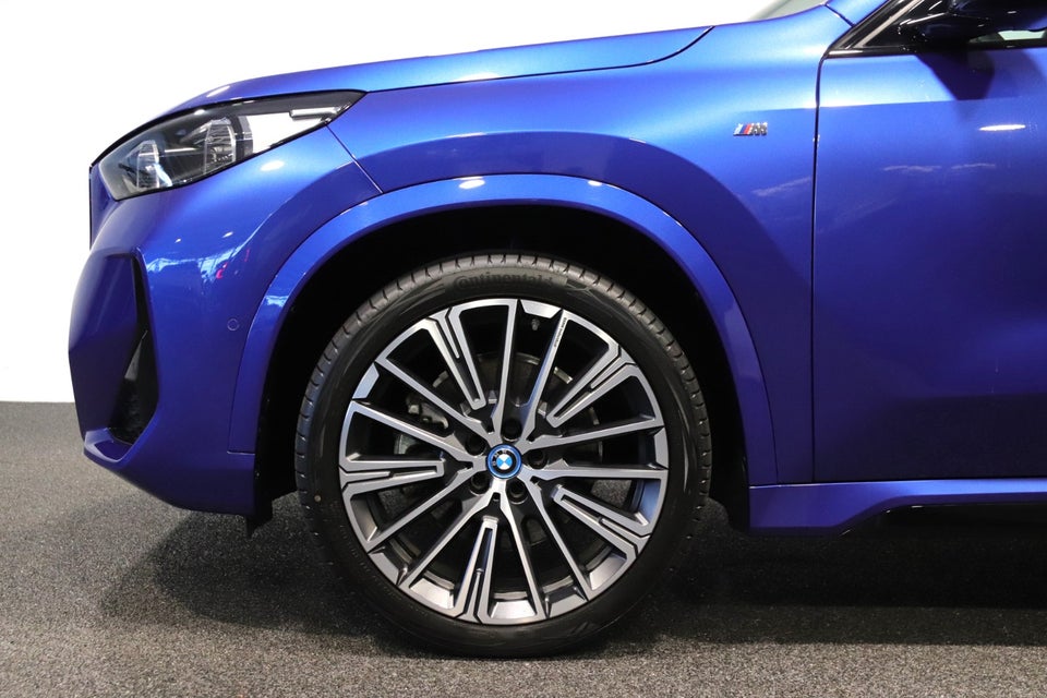 BMW iX1 xDrive30 M-Sport 5d