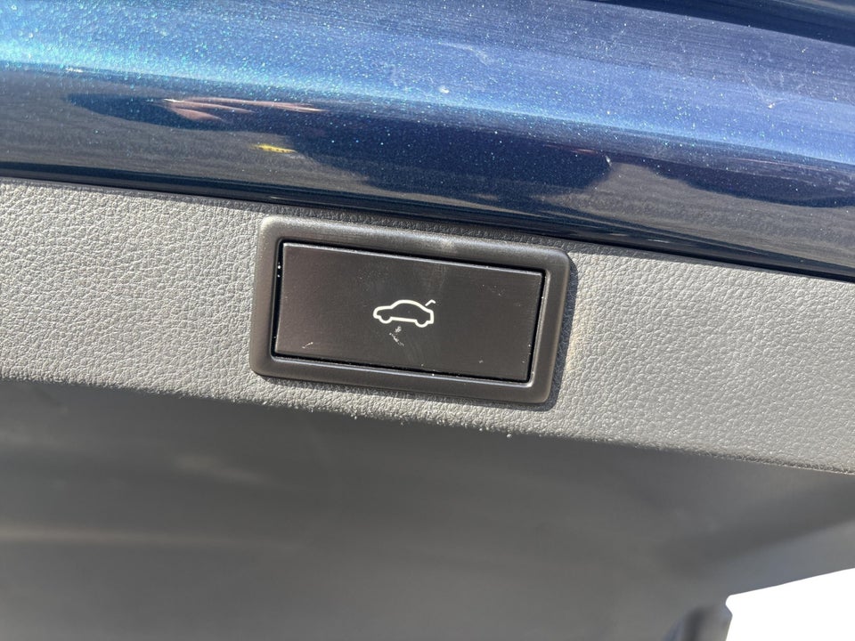 Skoda Octavia 2,0 TDi 150 Business Executive Combi DSG 5d