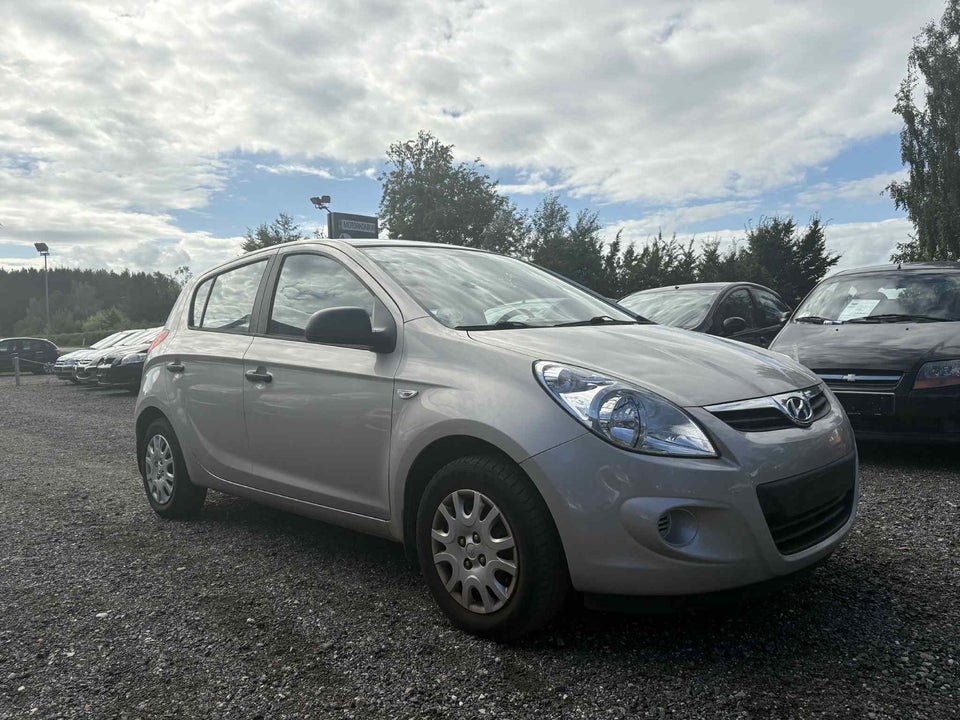 Hyundai i20 1,25 Classic 5d