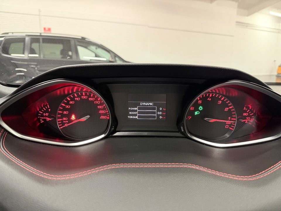 Peugeot 308 1,6 e-THP 205 GT 5d