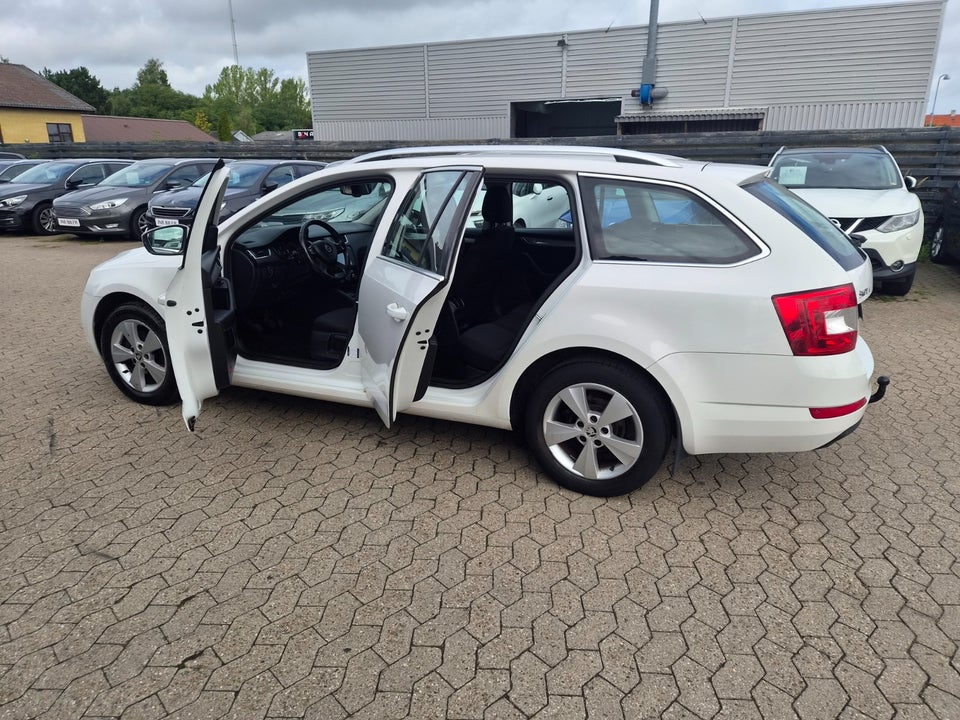 Skoda Octavia 1,2 TSi 105 Active Combi 5d